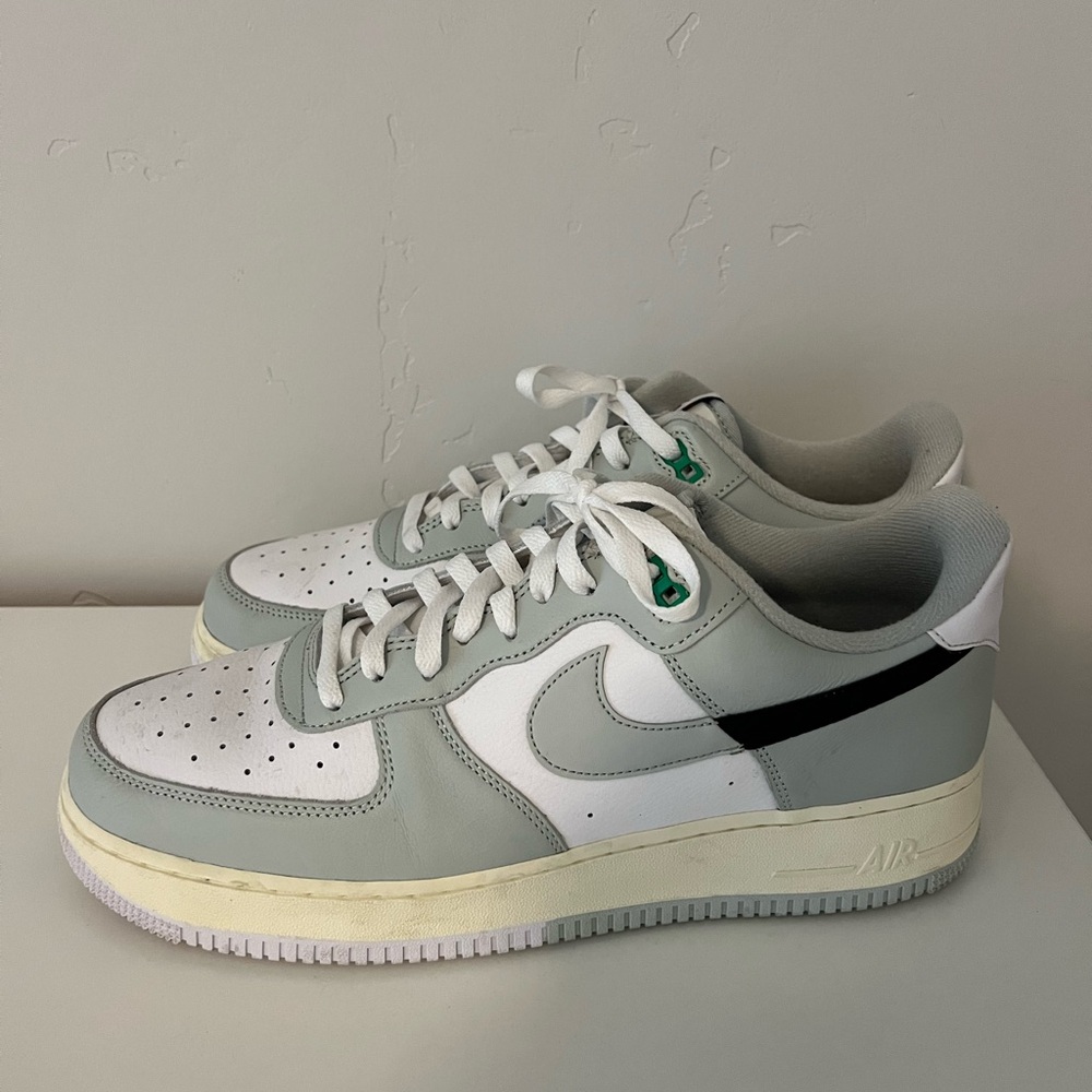 Men's Nikes